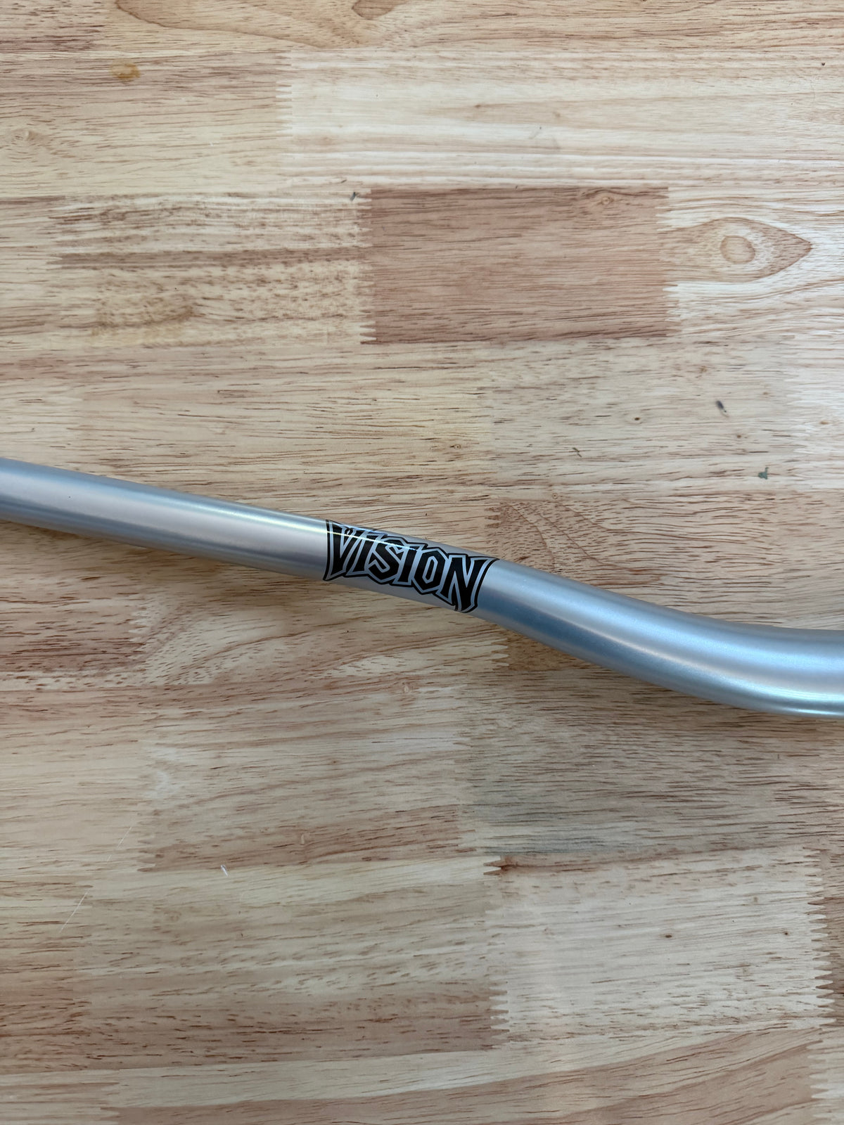 vision moto v1 hlf black hlf silver bars